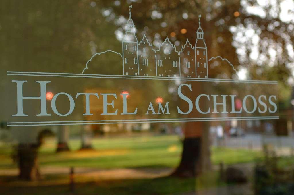 Am Schloss Ahrensburg