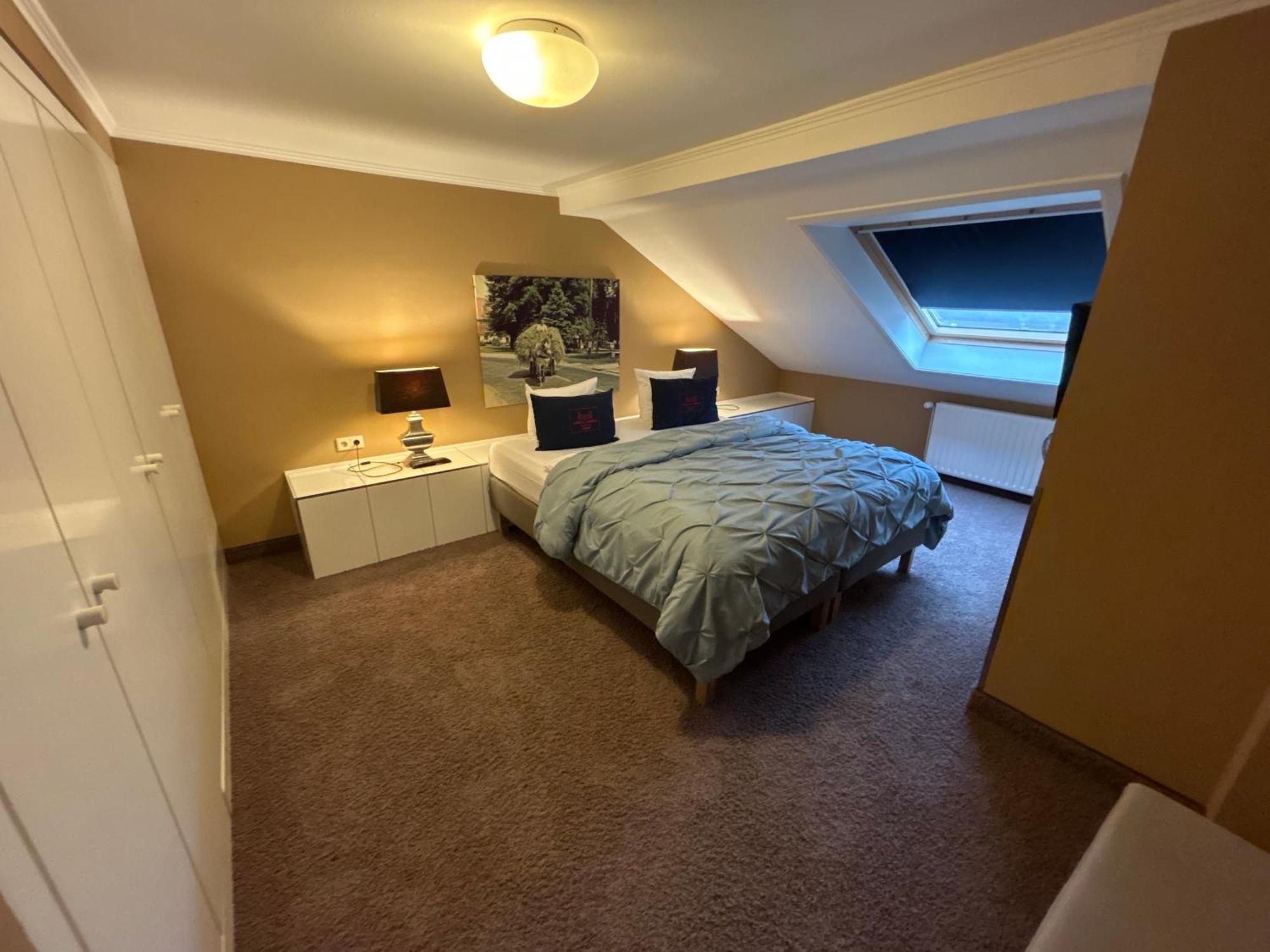 Hotel Am Schloss 3*